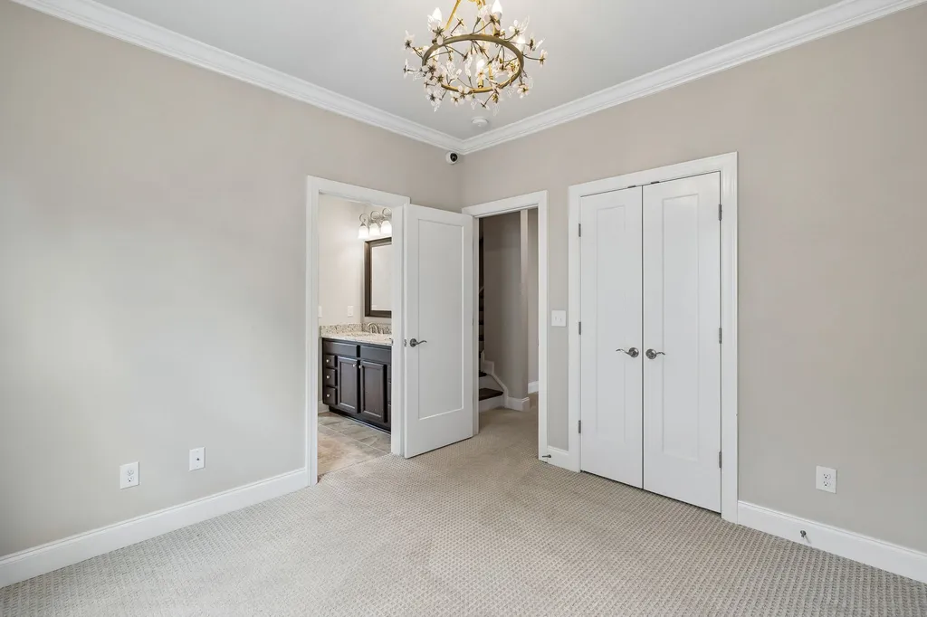 9560 Dresden Square Brentwood TN 37027