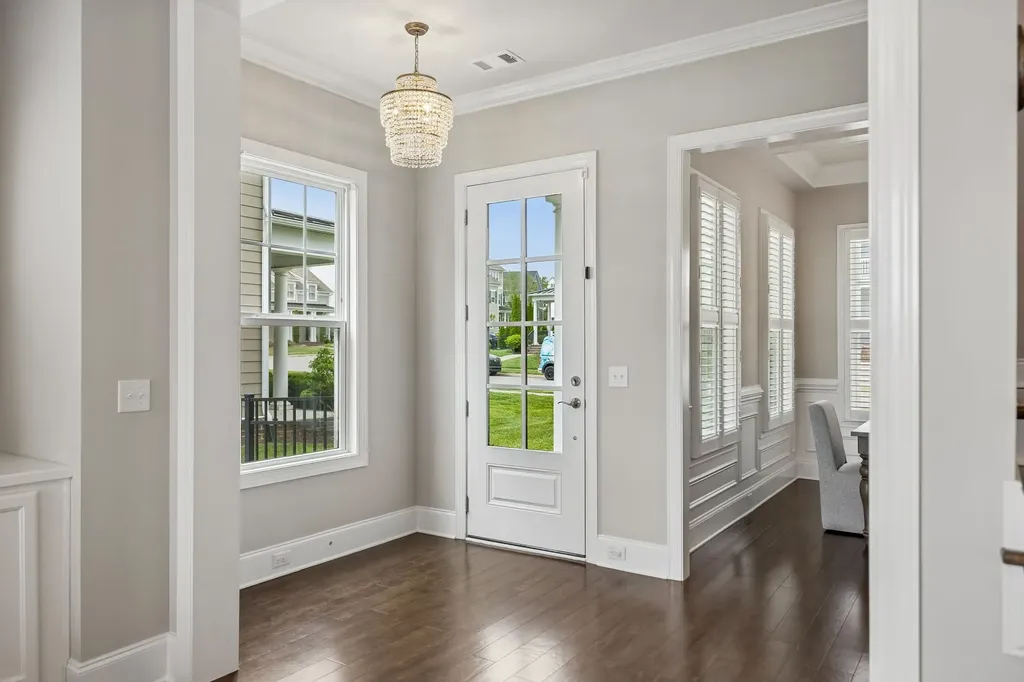 9560 Dresden Square Brentwood TN 37027