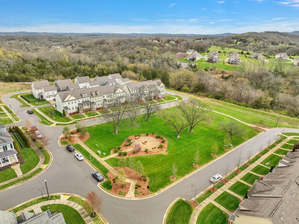 9560 Dresden Square Brentwood TN 37027