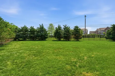 636 Goodman Drive Gallatin TN 37066