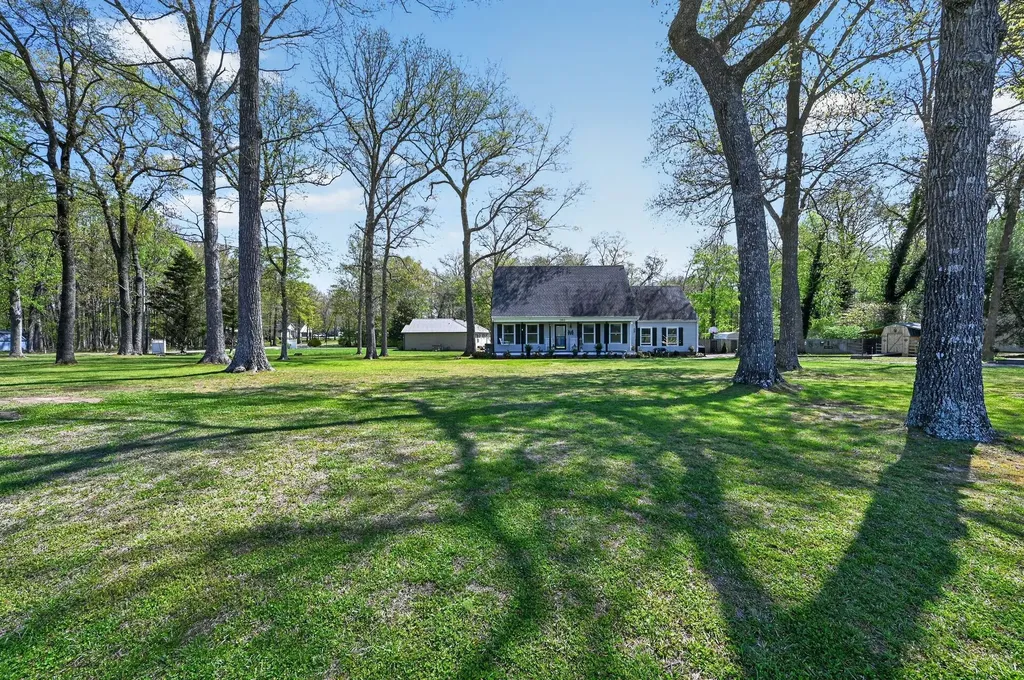190 Hooper Road Smithville TN 37166
