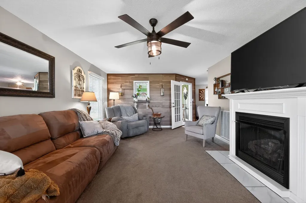 190 Hooper Road Smithville TN 37166