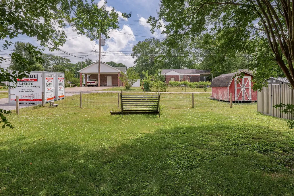 917 3rd Avenue Fayetteville TN 37334
