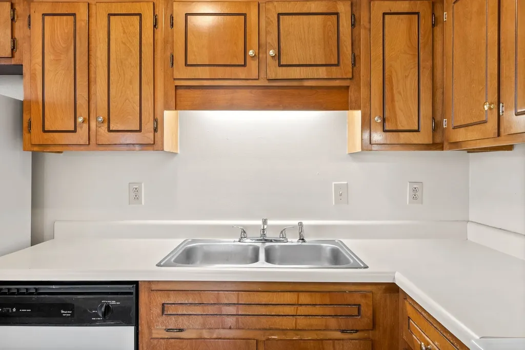 1891 Waters Edge Drive Clarksville TN 37043
