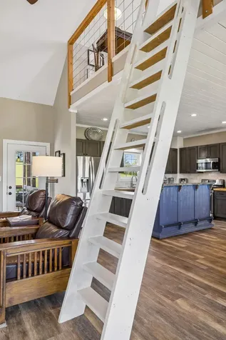 4341 Marlowe Road Williamsport TN 38487