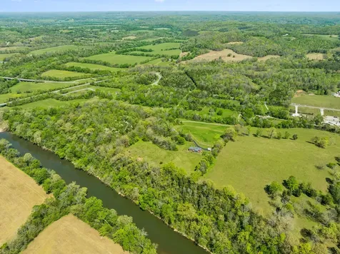 4341 Marlowe Road Williamsport TN 38487