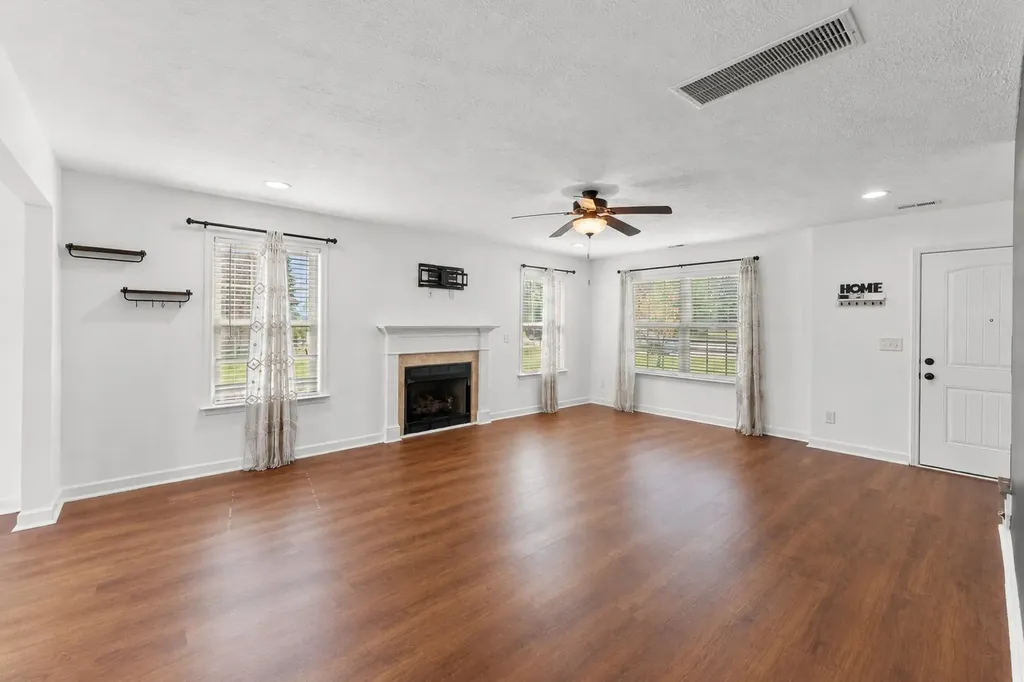 1310 Plano Court Murfreesboro TN 37128