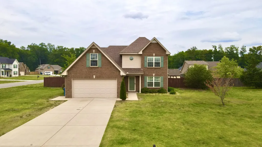 1310 Plano Court Murfreesboro TN 37128