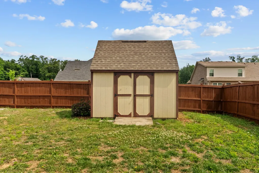 1310 Plano Court Murfreesboro TN 37128