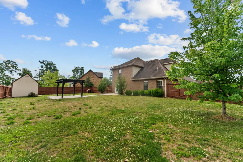 1310 Plano Court Murfreesboro TN 37128