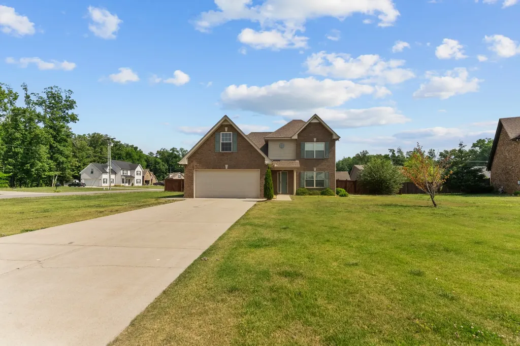 1310 Plano Court Murfreesboro TN 37128