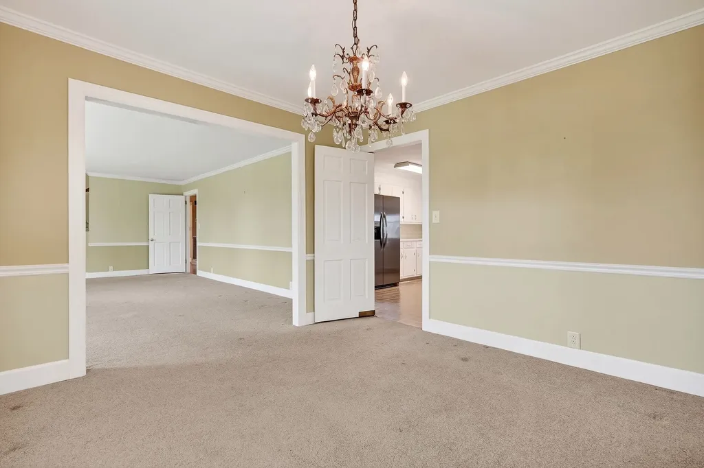 530 W Main Street Smithville TN 37166