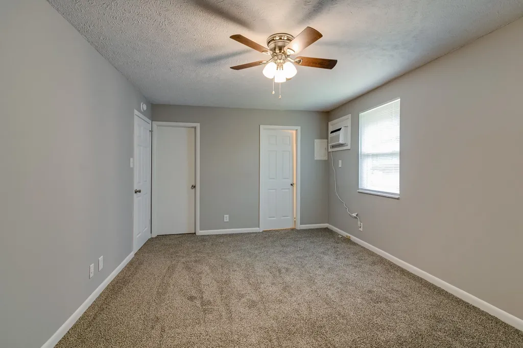 812 Bradley Street Clarksville TN 37040