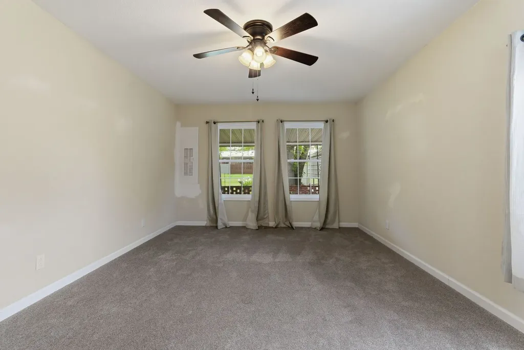 22 Larkspur Avenue Lebanon TN 37090