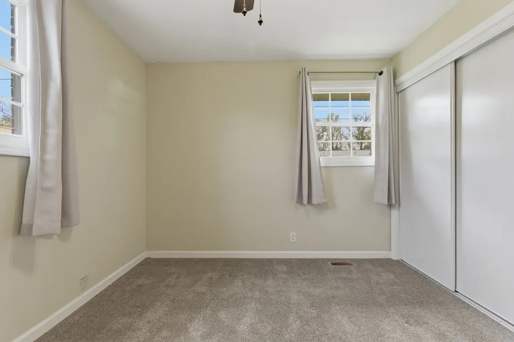 22 Larkspur Avenue Lebanon TN 37090