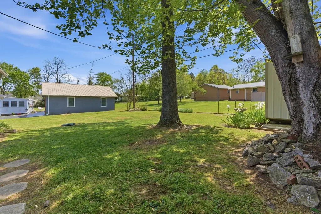 22 Larkspur Avenue Lebanon TN 37090