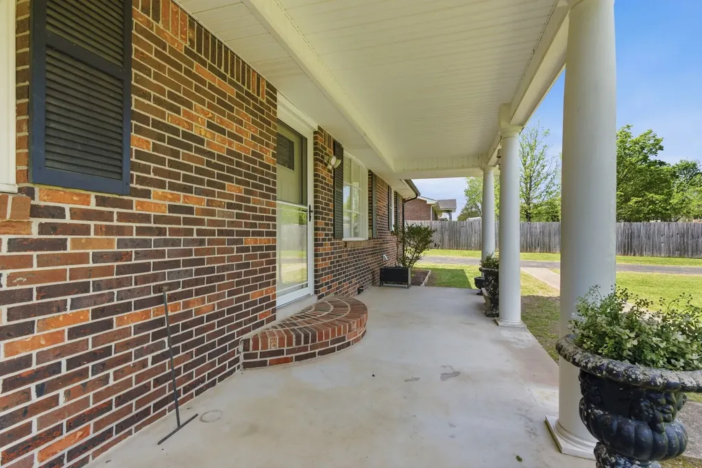 22 Larkspur Avenue Lebanon TN 37090