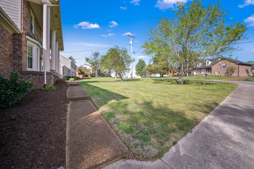 178 Allen Drive Hendersonville TN 37075