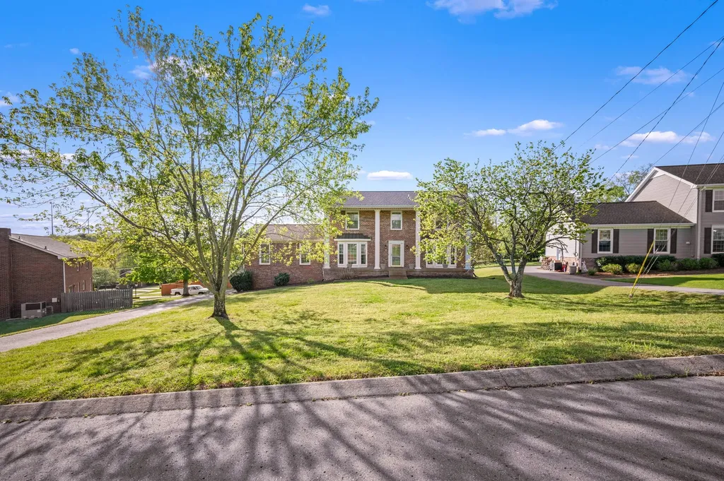 178 Allen Drive Hendersonville TN 37075