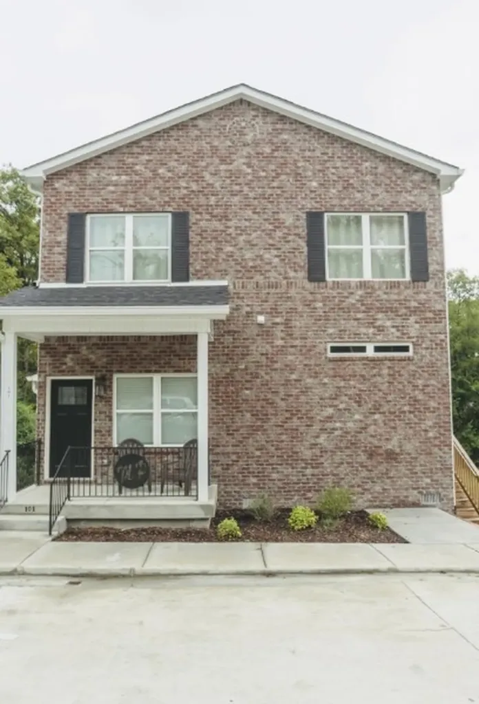 1020B 40th Ave, N Nashville TN 37209