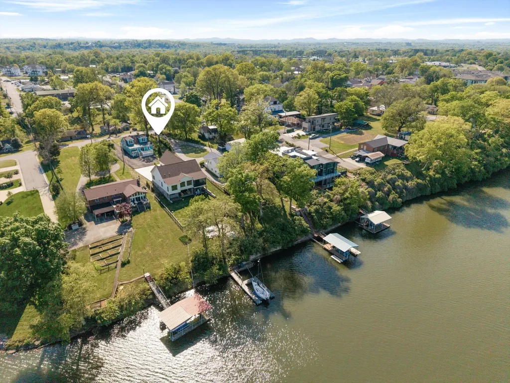 3005 Lakeshore Drive Old Hickory TN 37138