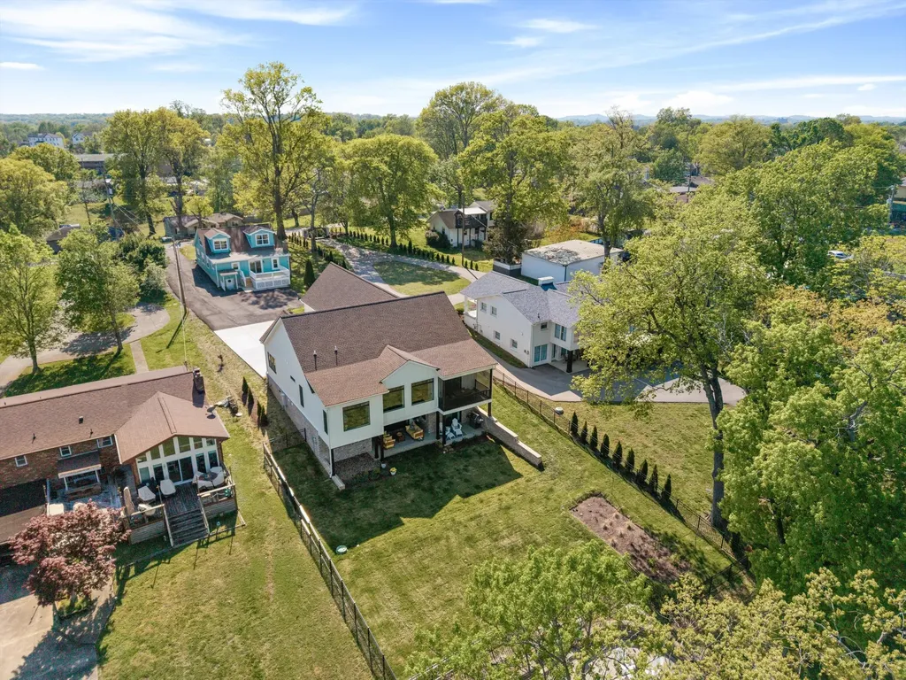 3005 Lakeshore Drive Old Hickory TN 37138