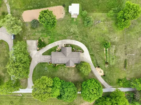 12 Charles Apple Lane Brush Creek TN 38547