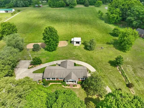 12 Charles Apple Lane Brush Creek TN 38547