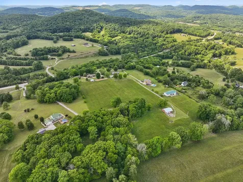 12 Charles Apple Lane Brush Creek TN 38547