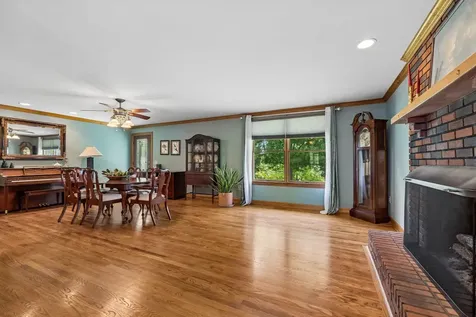 12 Charles Apple Lane Brush Creek TN 38547