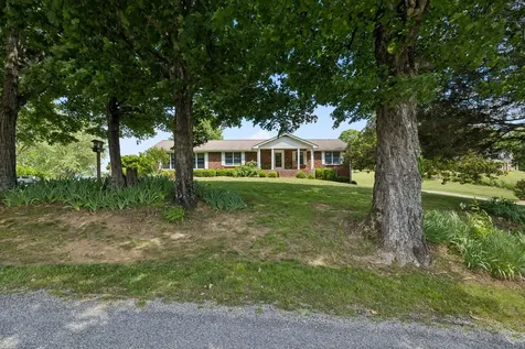 12 Charles Apple Lane Brush Creek TN 38547