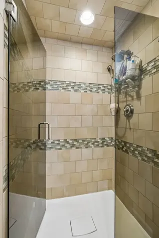12 Charles Apple Lane Brush Creek TN 38547