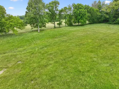 12 Charles Apple Lane Brush Creek TN 38547