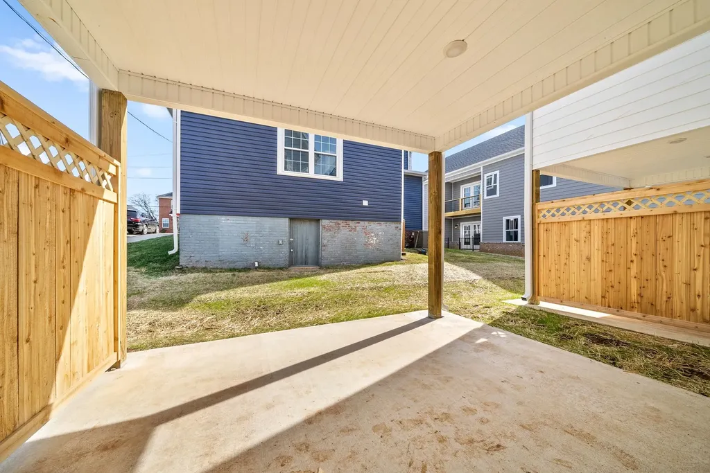 106 Cooper Place Clarksville TN 37040