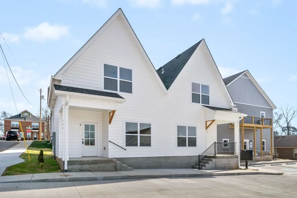 106 Cooper Place Clarksville TN 37040