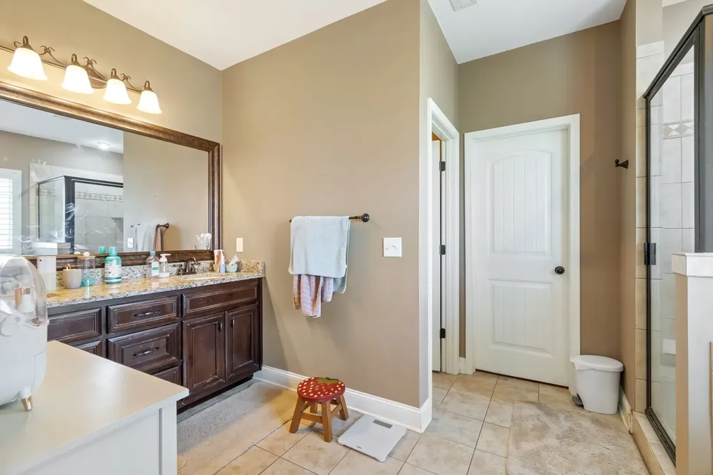 1021 Brokencreek Lane Murfreesboro TN 37129