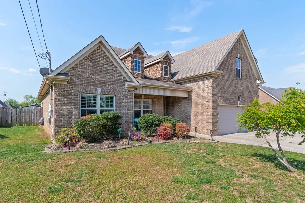 1021 Brokencreek Lane Murfreesboro TN 37129