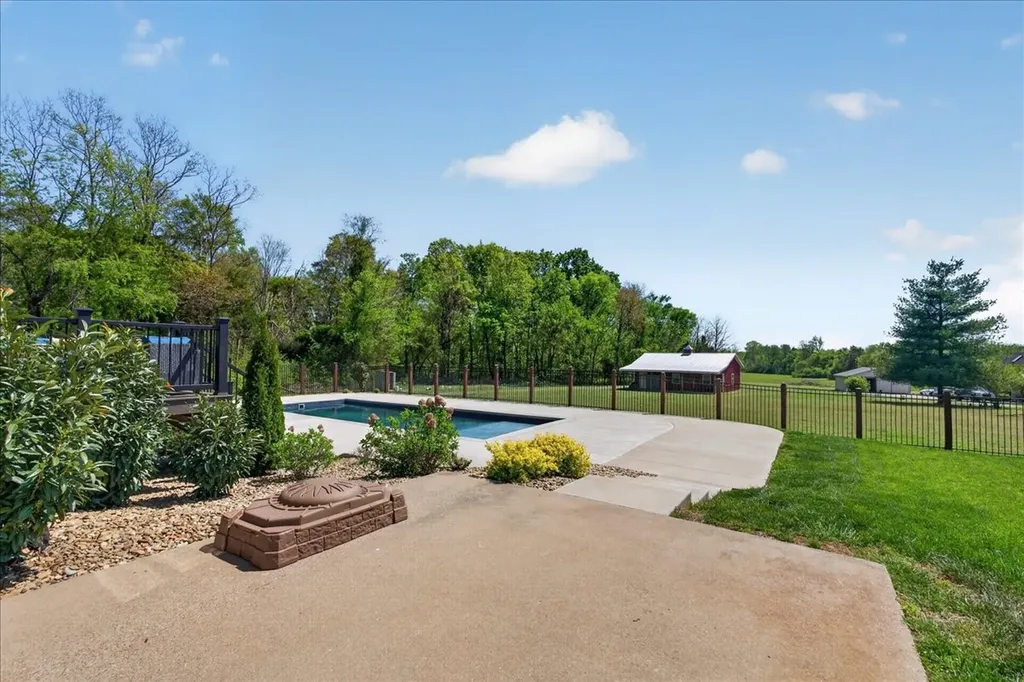 11039 Panther Creek Road Christiana TN 37037