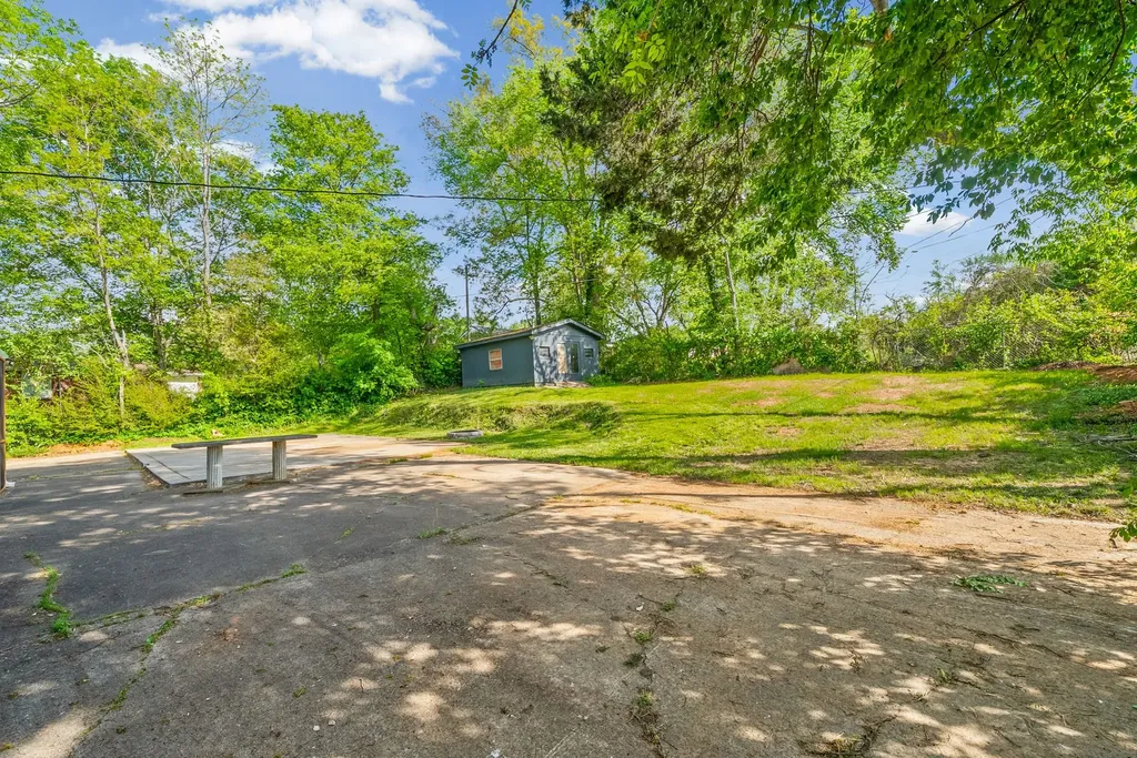 16 Donelson Drive Clarksville TN 37042