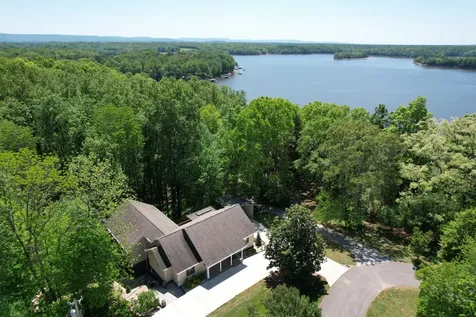 105 W Paradise Drive Winchester TN 37398