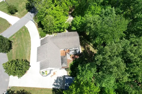 105 W Paradise Drive Winchester TN 37398