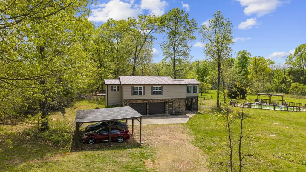 6378 E Richmond Shop Road Lebanon TN 37090