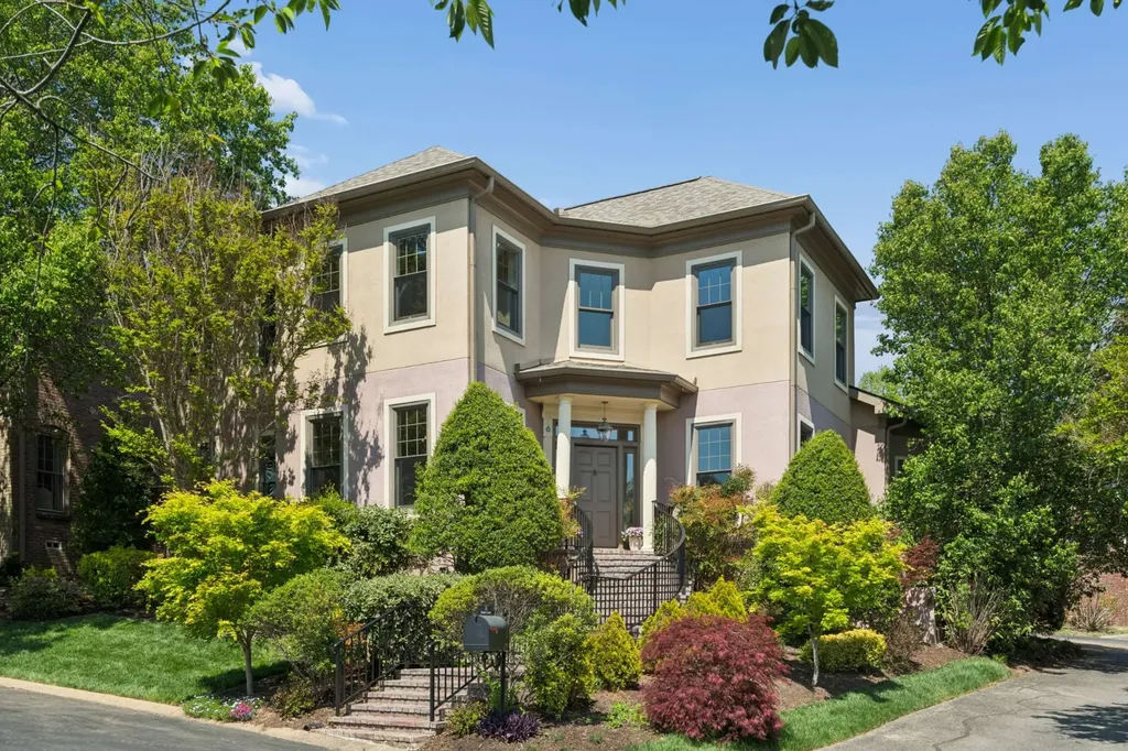 31 Erwin Court Nashville TN 37205
