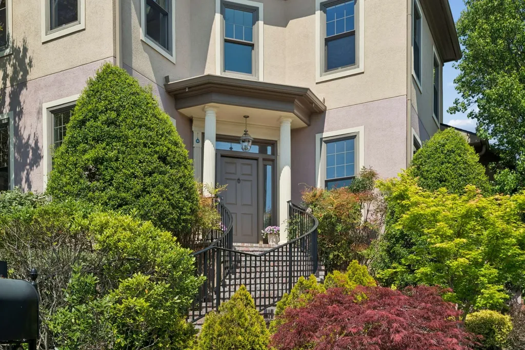 31 Erwin Court Nashville TN 37205
