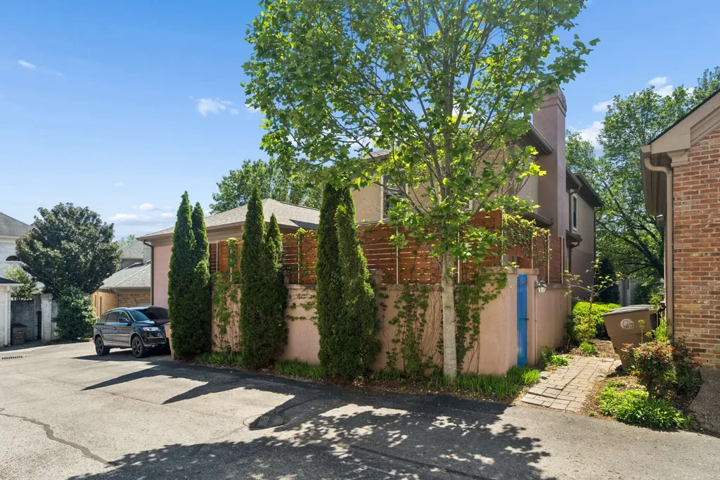 31 Erwin Court Nashville TN 37205