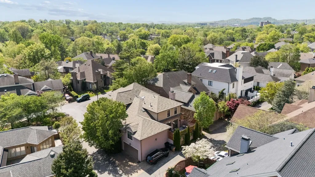 31 Erwin Court Nashville TN 37205