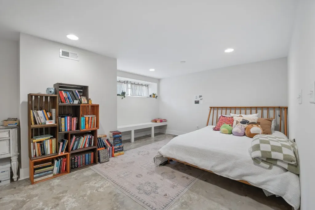 1202 Kirkland Avenue Nashville TN 37216