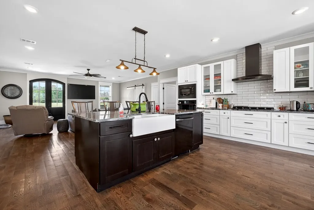 168 Smokie Lane Woodbury TN 37190