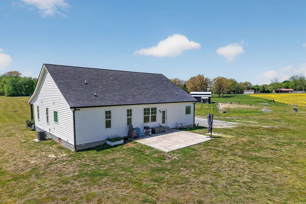 168 Smokie Lane Woodbury TN 37190