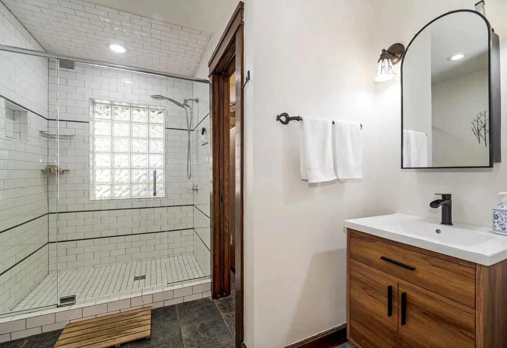 433 Grayson Drive Nashville TN 37205